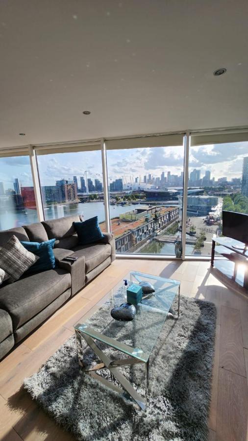 Luxury 2 Bed Apartment Excel ロンドン エクステリア 写真