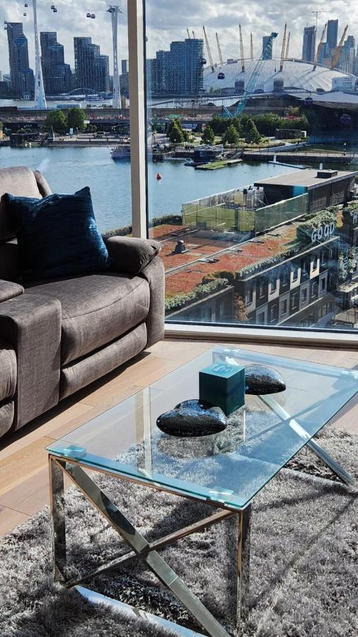 Luxury 2 Bed Apartment Excel ロンドン エクステリア 写真