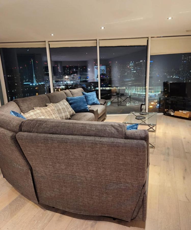 Luxury 2 Bed Apartment Excel ロンドン エクステリア 写真