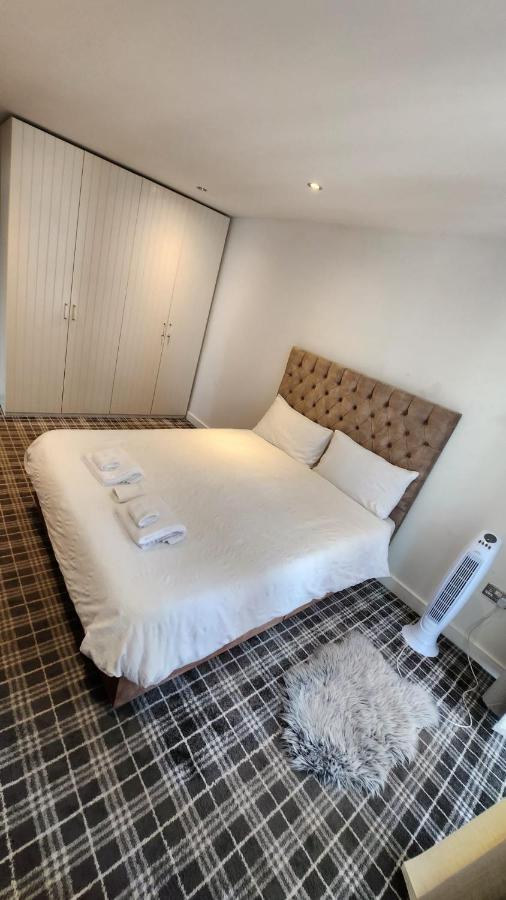 Luxury 2 Bed Apartment Excel ロンドン エクステリア 写真